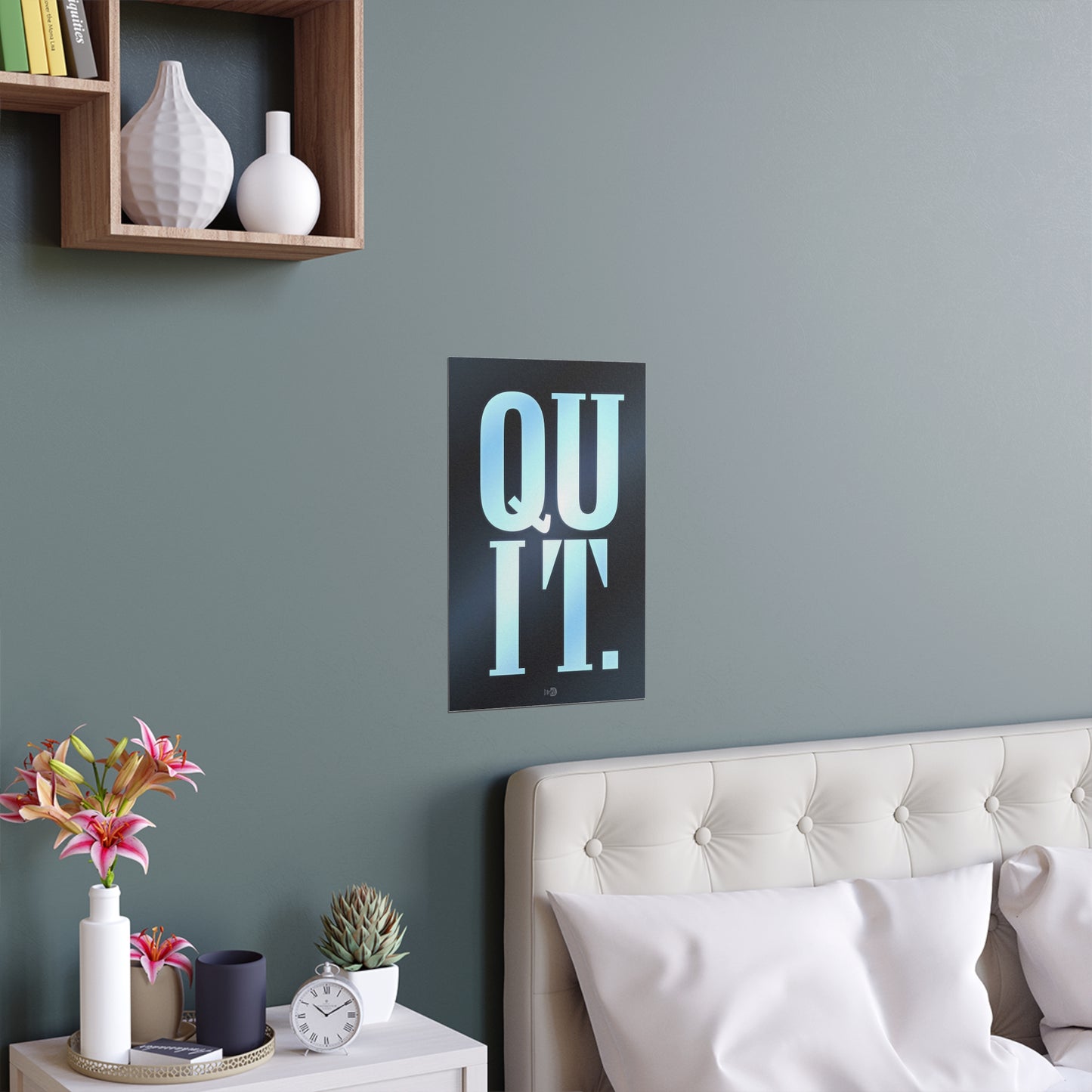 Quit - Military Font