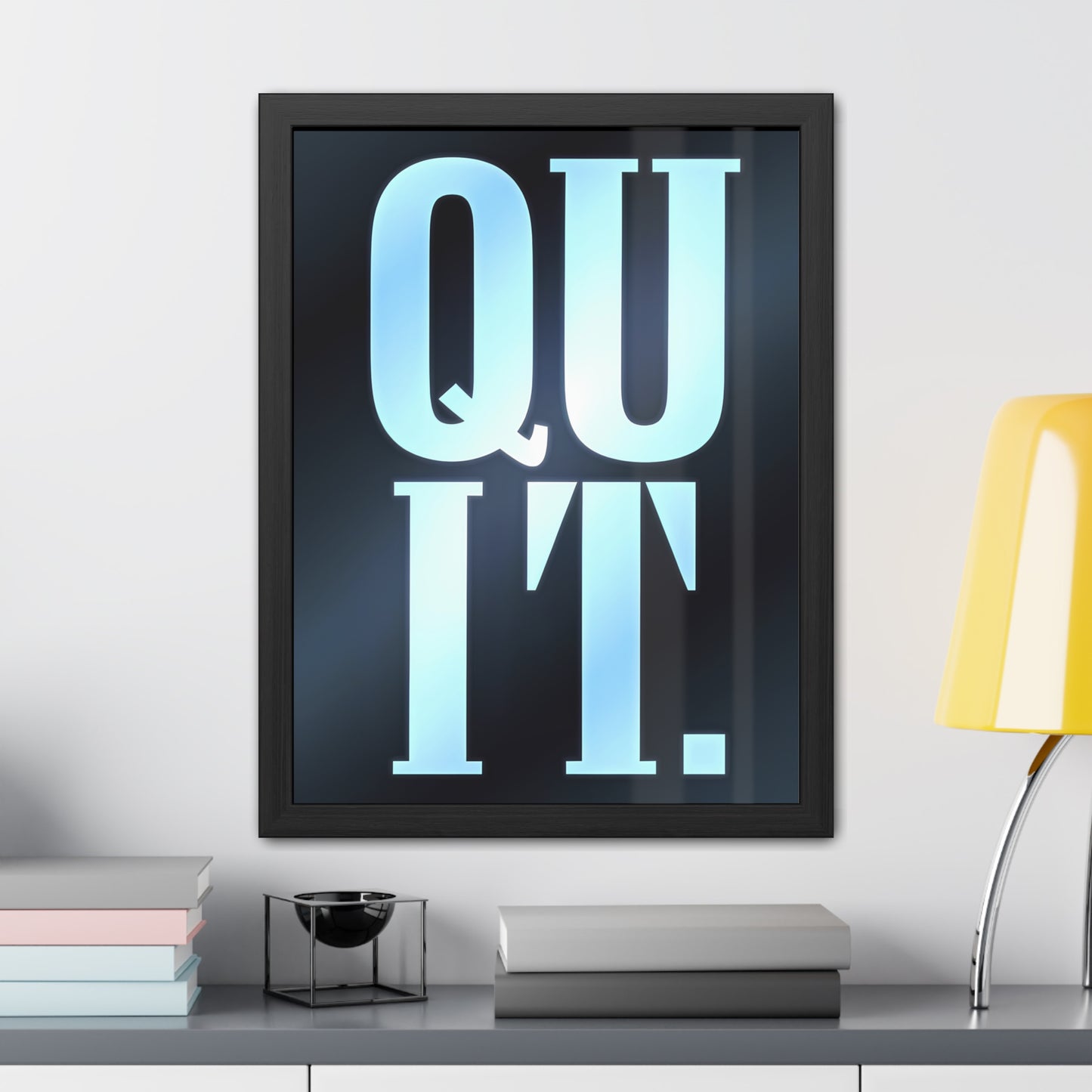 Quit - Military Font
