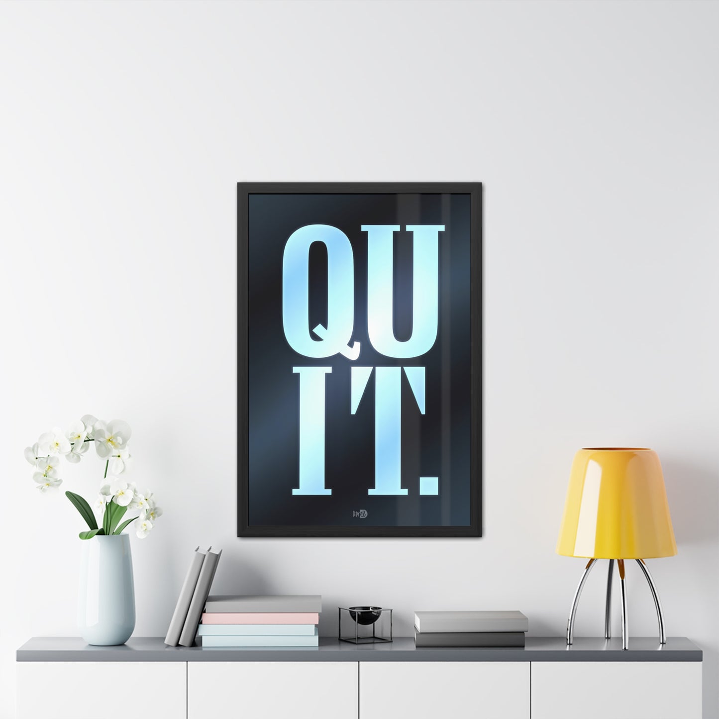 Quit - Military Font