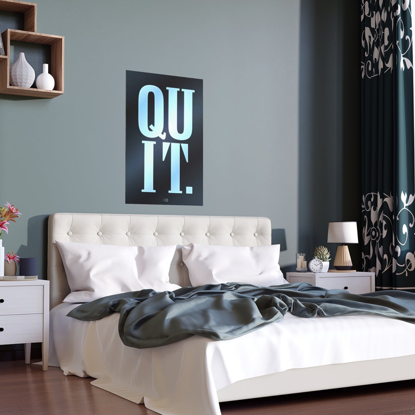 Quit - Military Font