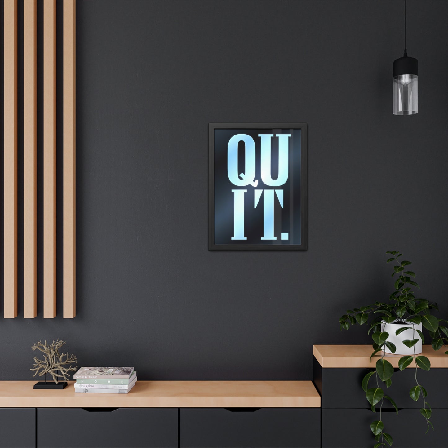 Quit - Military Font