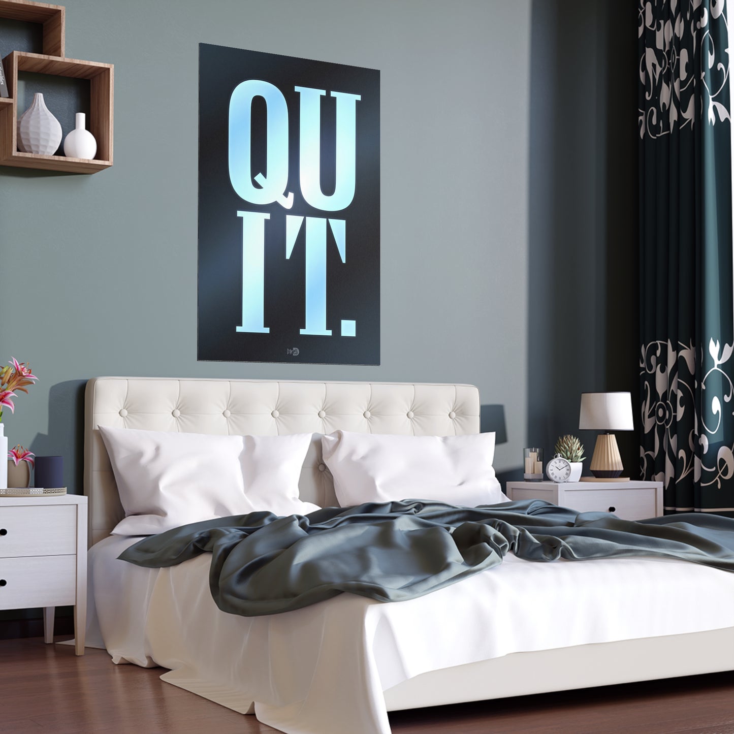 Quit - Military Font